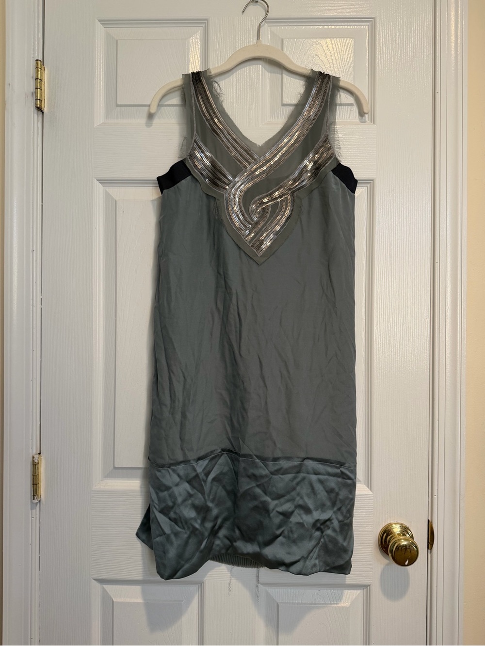Philosophy di Alberta Ferretti Gray Sleeveless Beaded V-Neck Camisole Dress